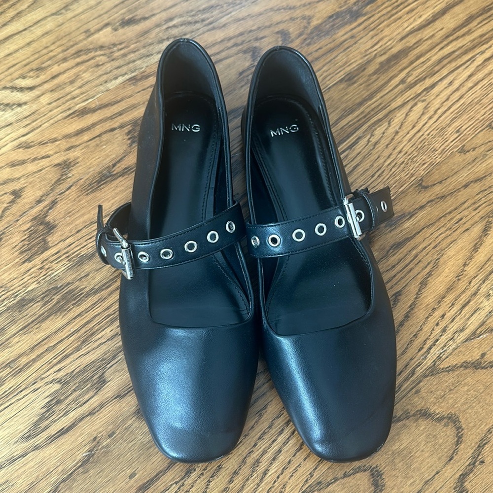 Mango Buckle Flat